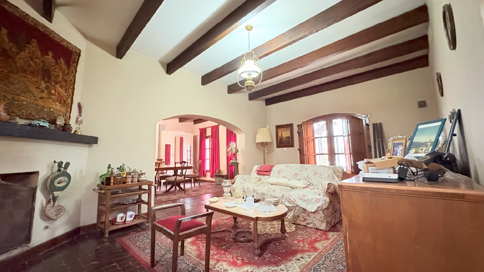 Casa en Gran Terreno con Pileta y Ampliacion a Terminar
