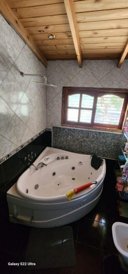 Hermosa Casa en Los Polvorines con Quincho