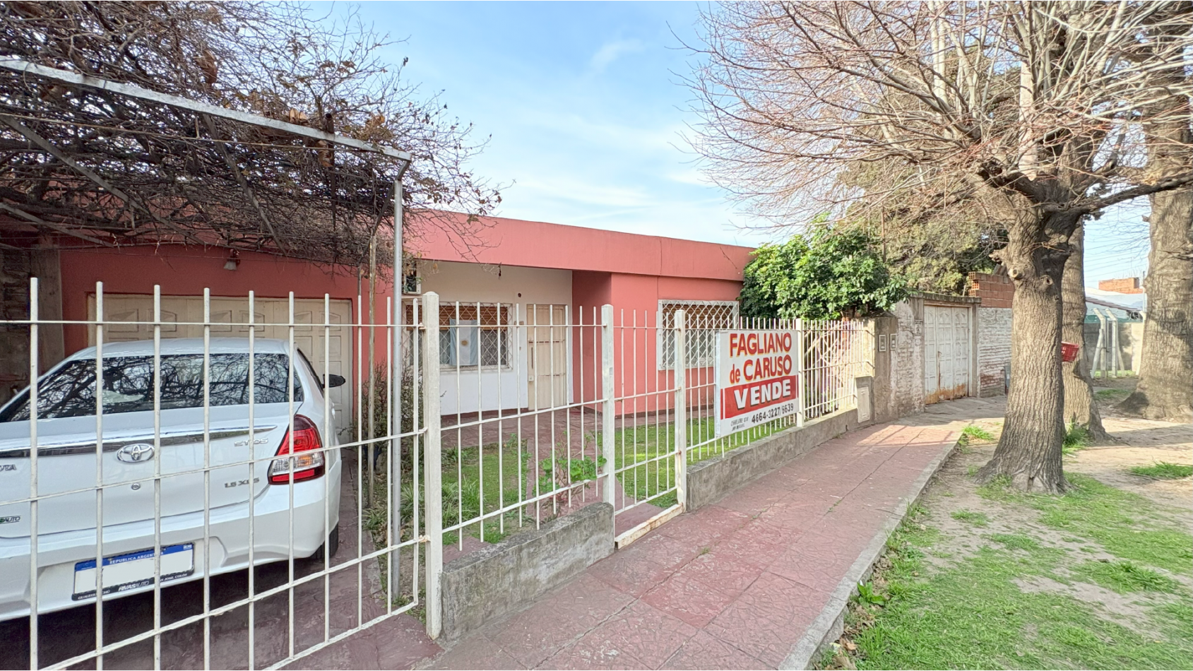 Casa 4 Ambientes con Garage 