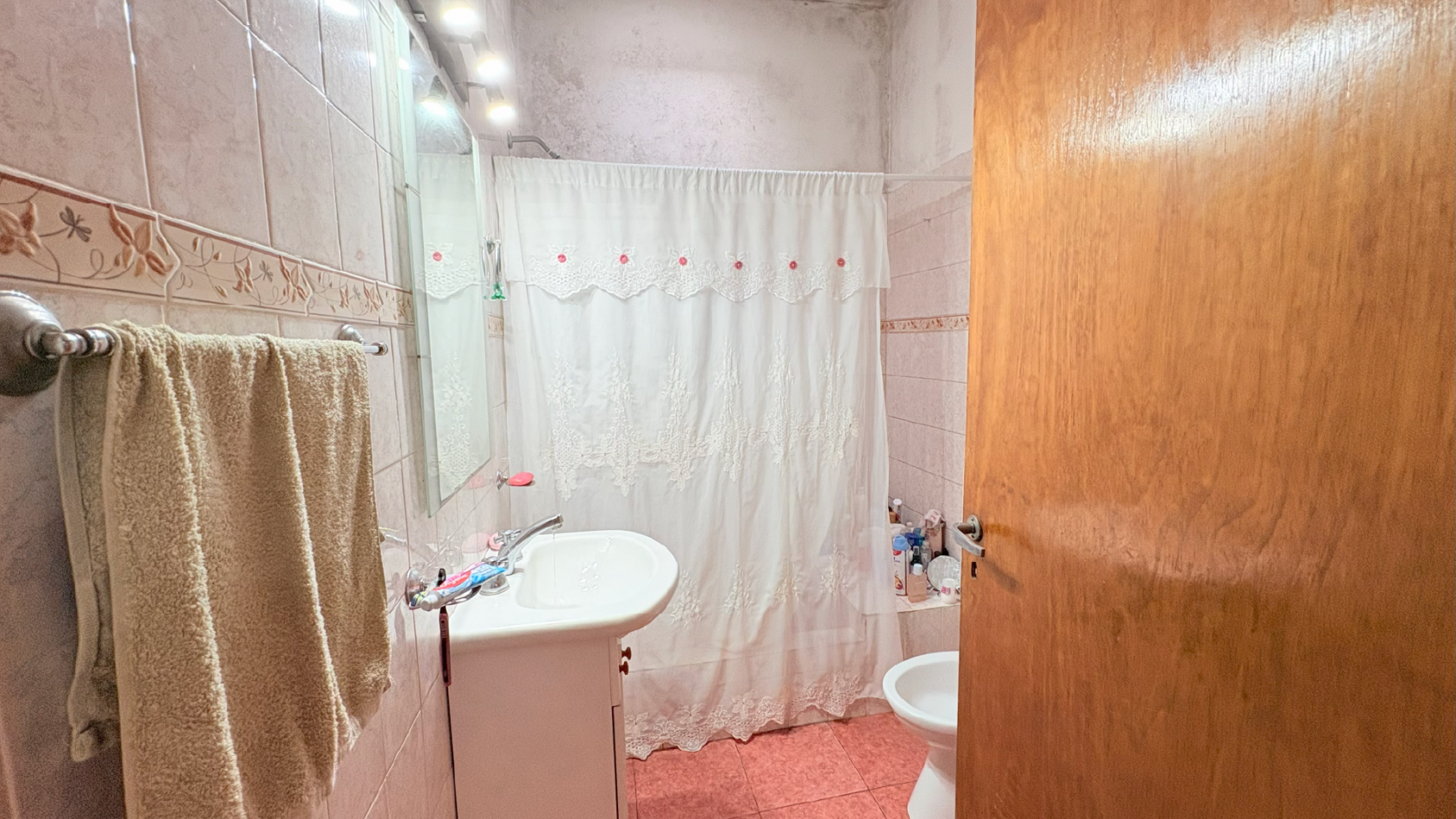 Casa 4 Ambientes con Garage 