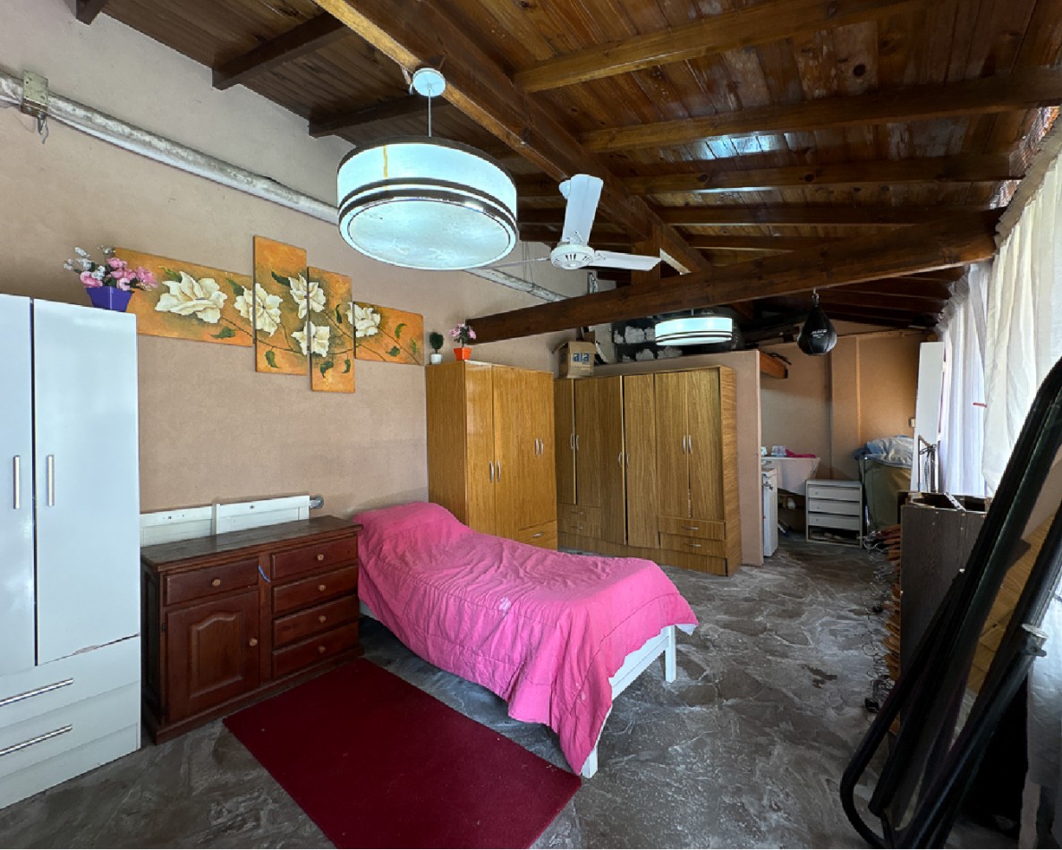 Hermosa Casa con 2 Quinchos y Casa de Huespedes en El Cortijo