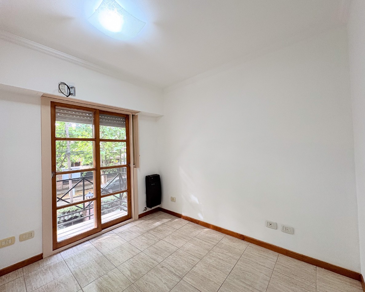 Hermoso Triplex con Cochera en complejo San Miguel Village