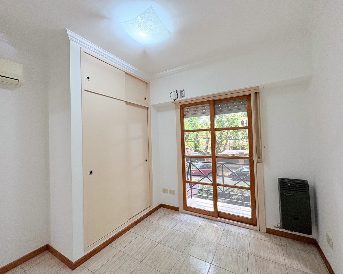 Hermoso Triplex con Cochera en complejo San Miguel Village