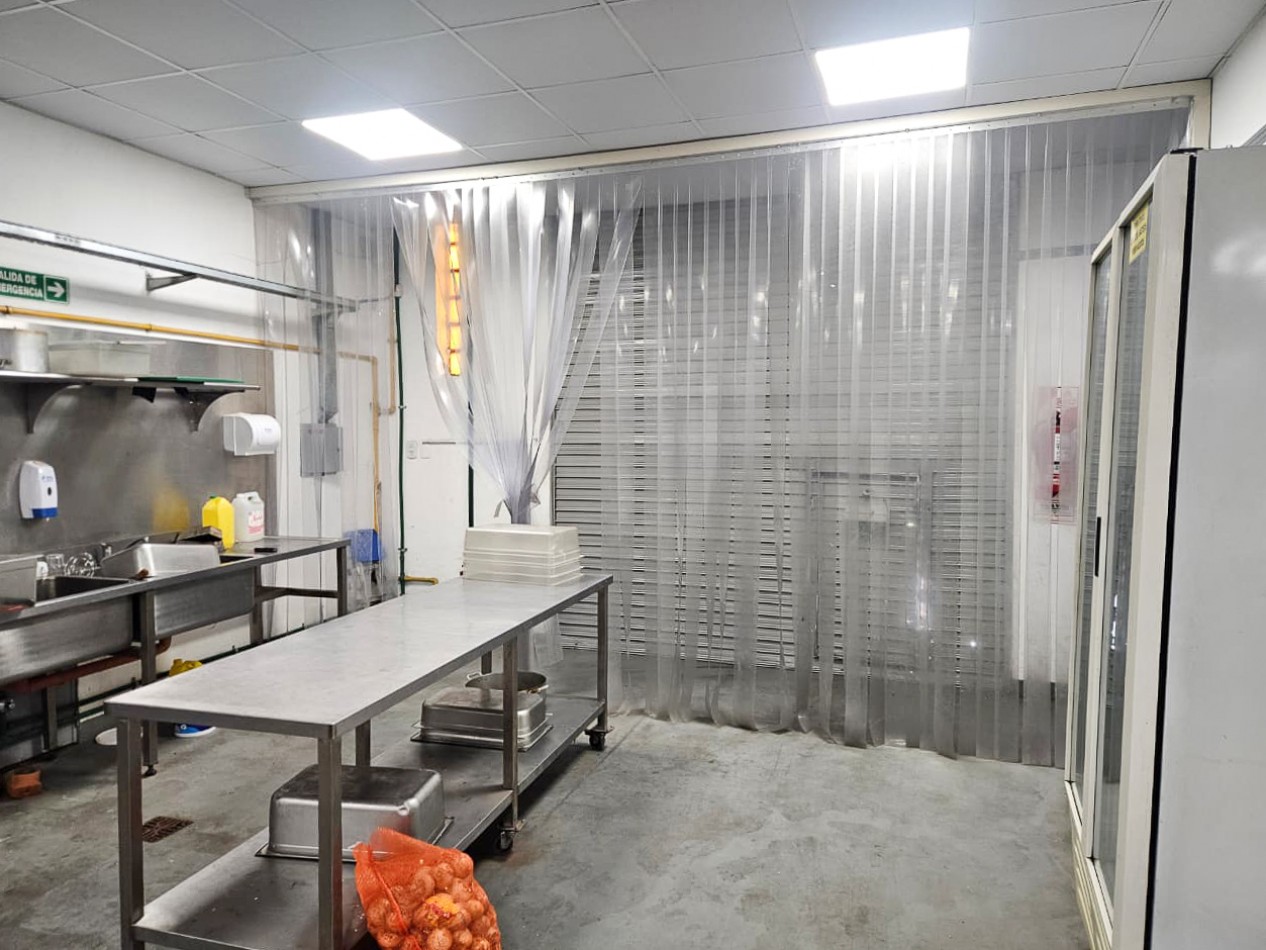 2 Galpones en Excelente Estado con Muy Buena Ubicacion en San Miguel