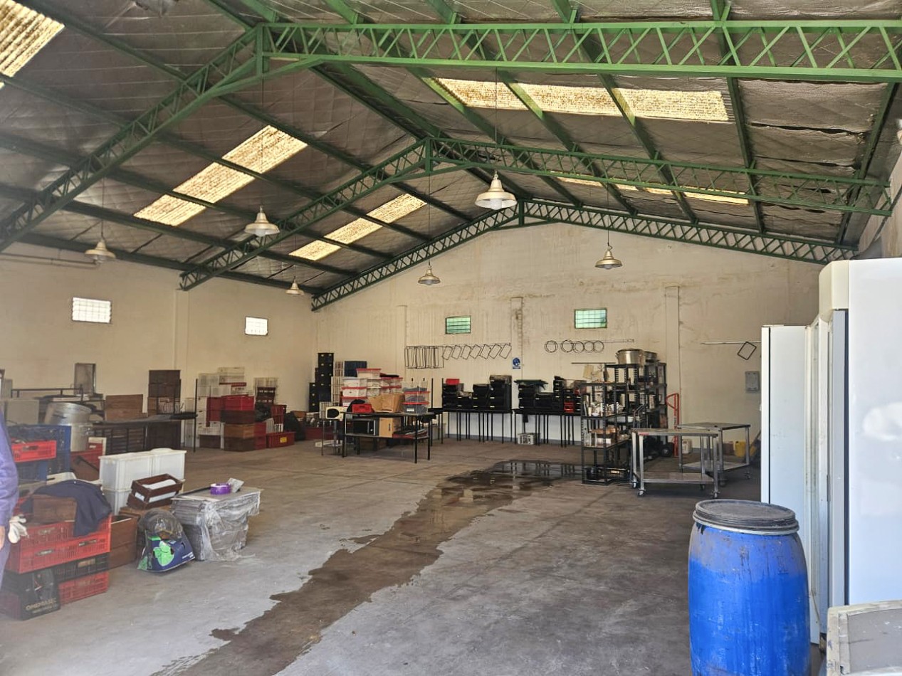 2 Galpones en Excelente Estado con Muy Buena Ubicacion en San Miguel