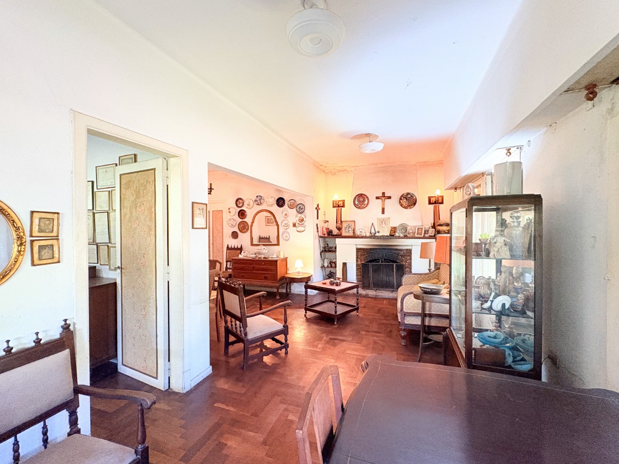 Casa 6 Ambientes con Parque, Pileta y Quincho Sobre Lote de 1.517 m² - Muñiz