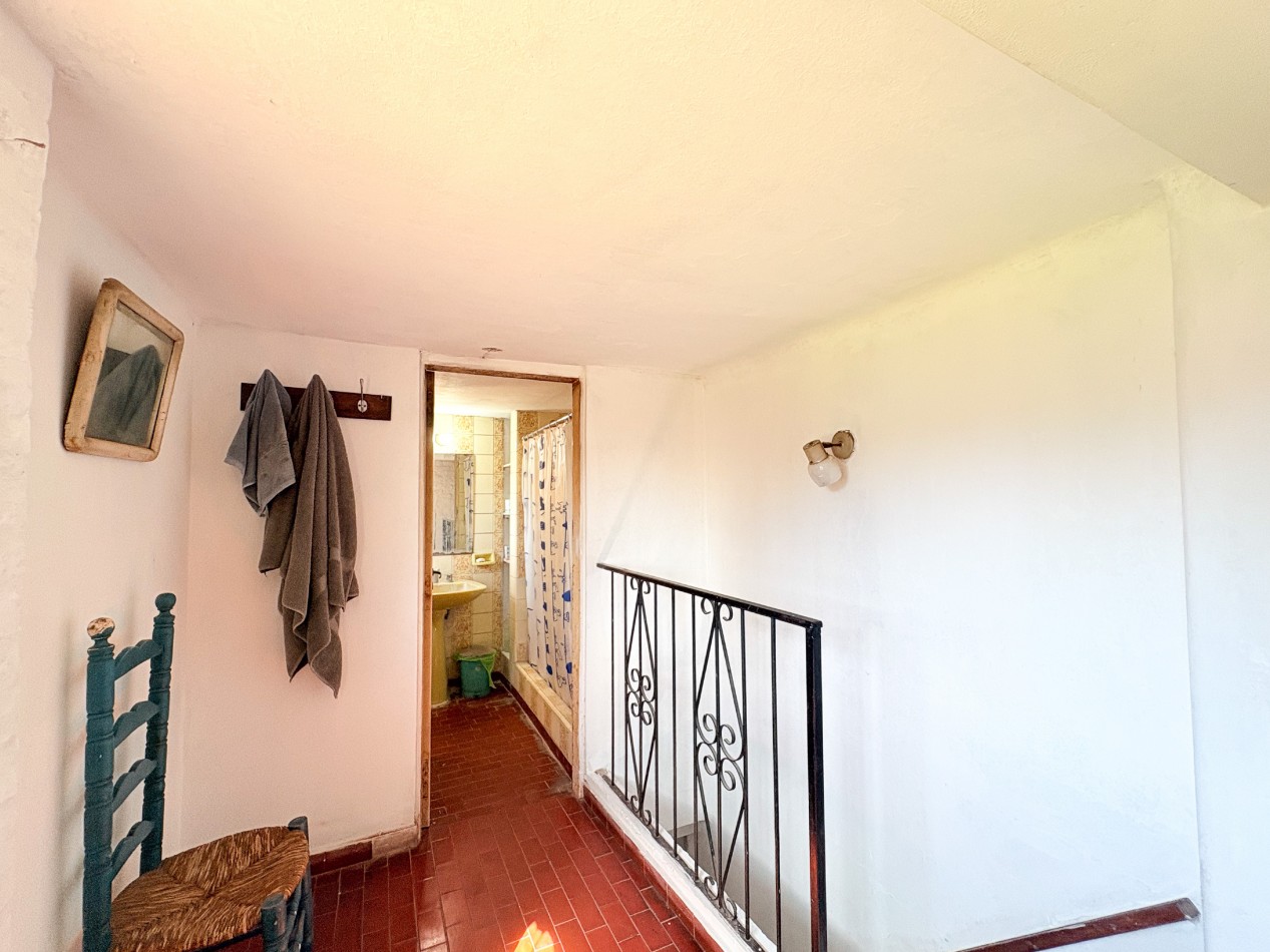 Casa 6 Ambientes con Parque, Pileta y Quincho Sobre Lote de 1.517 m² - Muñiz