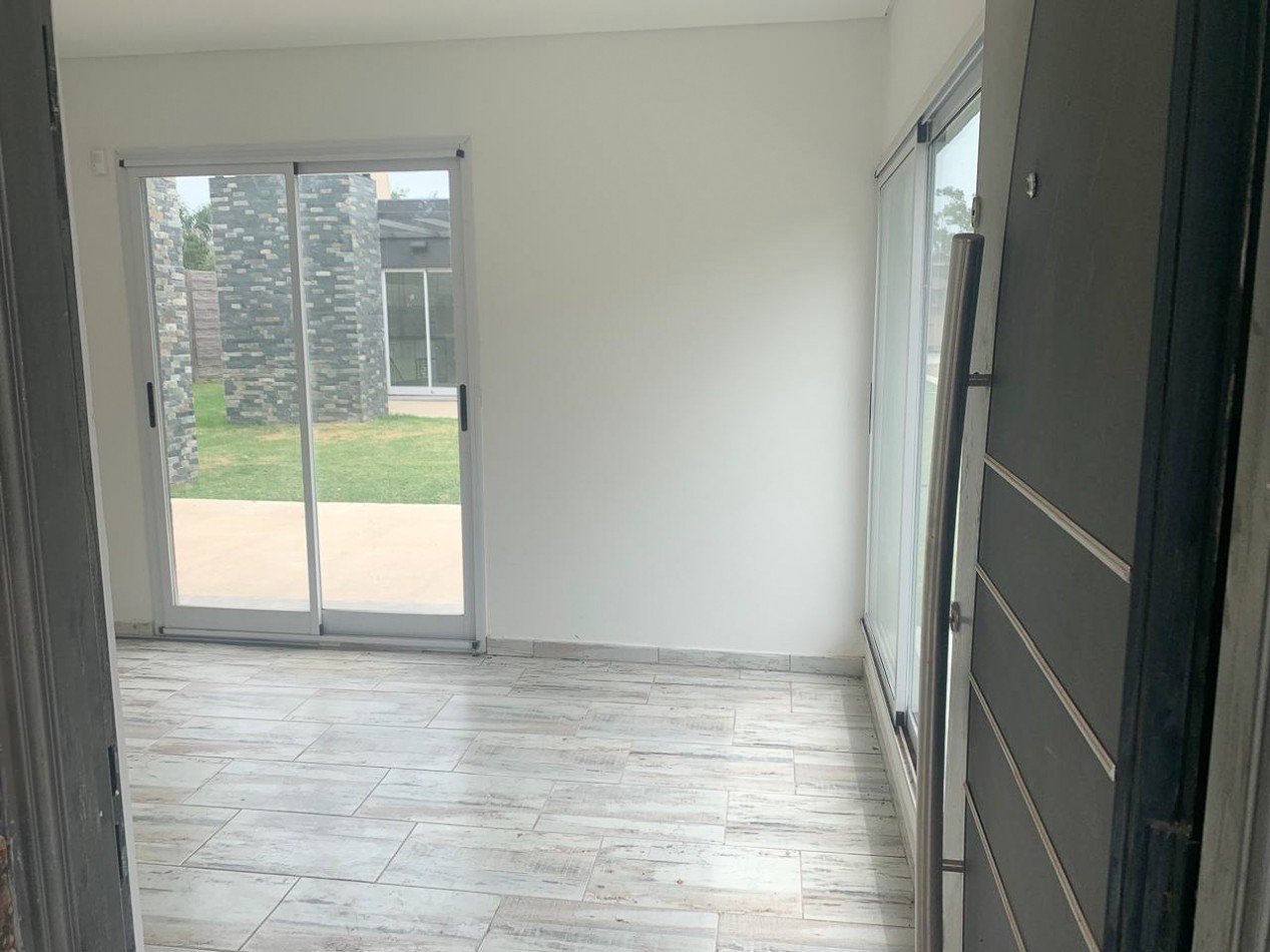 Hermosa Casa en Venta - Tortuguitas - Barrio de Casas