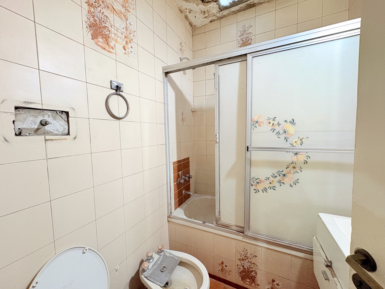 Casa con quincho y pileta en Venta en San Miguel