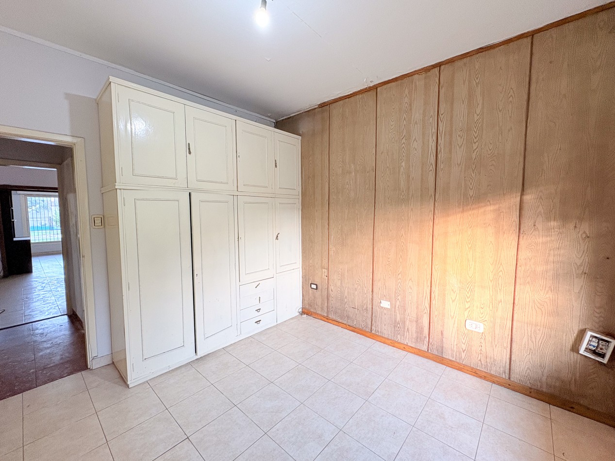 Casa con quincho y pileta en Venta en San Miguel