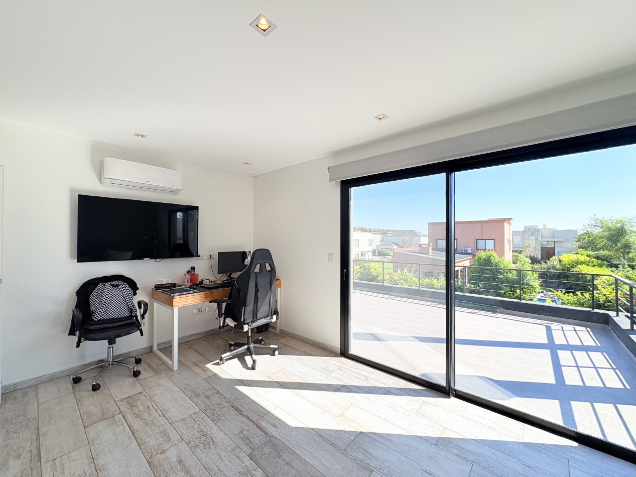 Hermosa Casa en Barrio Cerrado Bella Vista Chico