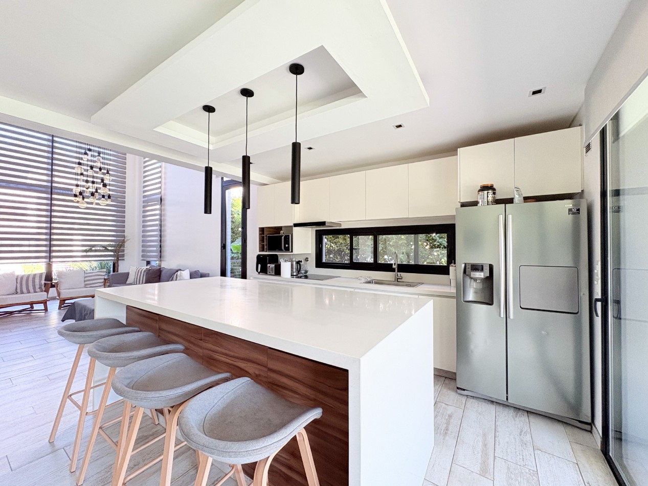 Hermosa Casa en Barrio Cerrado Bella Vista Chico