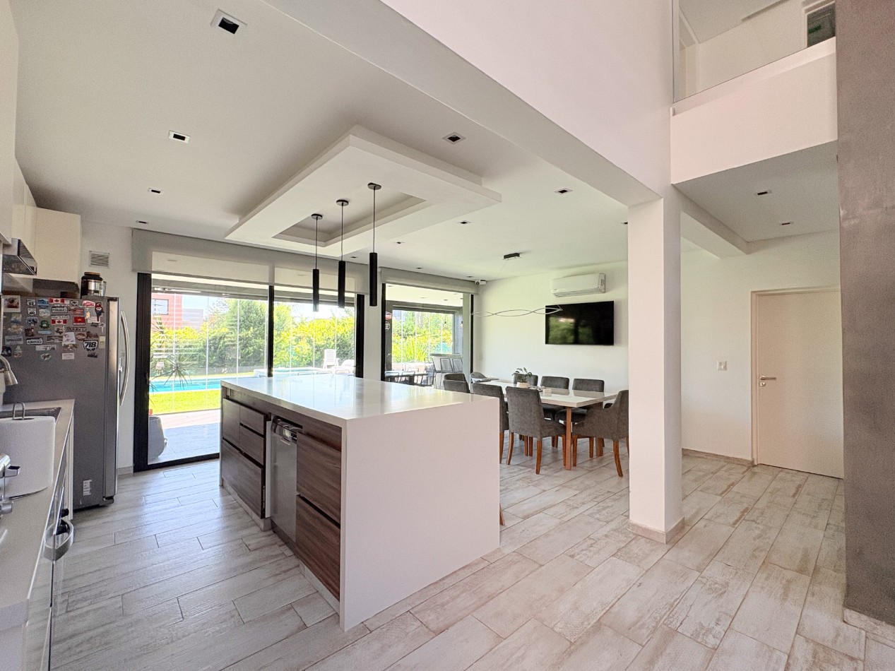 Hermosa Casa en Barrio Cerrado Bella Vista Chico