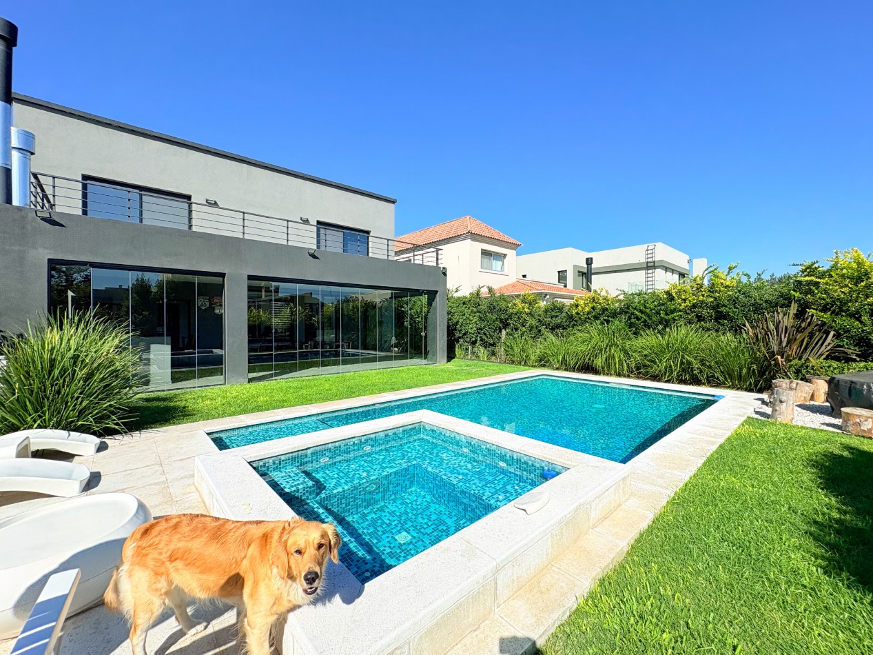 Hermosa Casa en Barrio Cerrado Bella Vista Chico