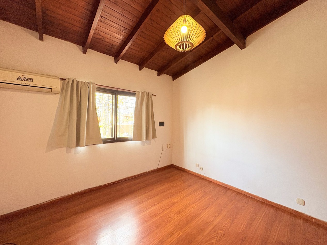 Casa 6 Ambientes en Venta en Bella Vista