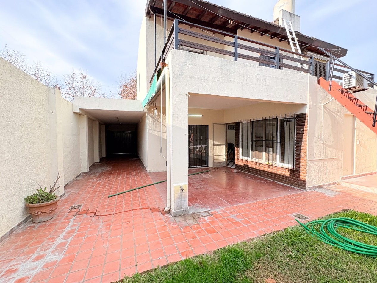Casa 6 Ambientes en Venta en Bella Vista