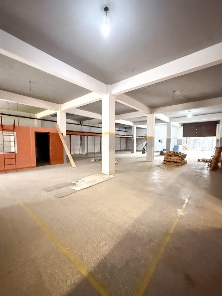 Galpon con Local Comercial - Libertad 1640, San Migue