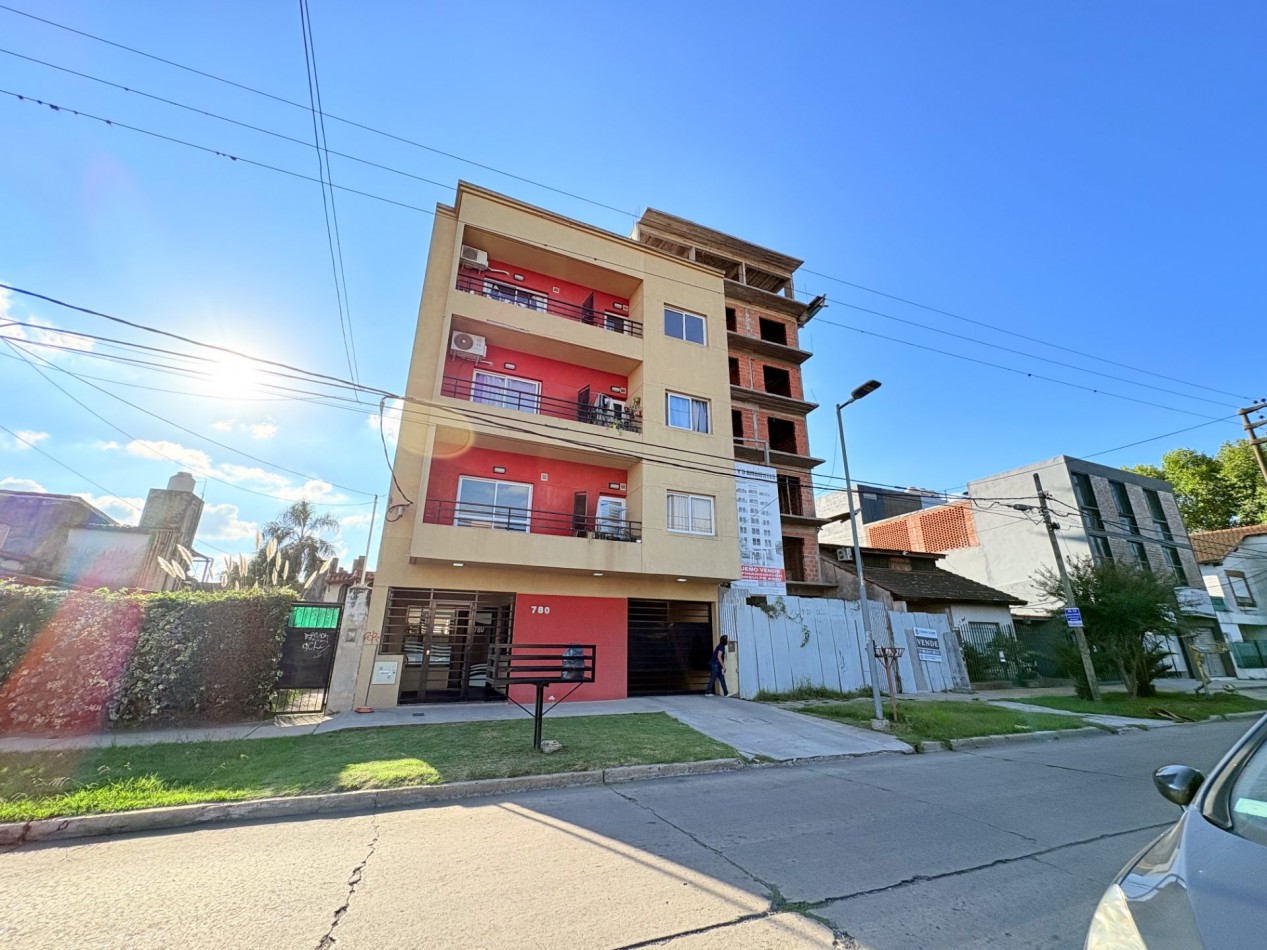 Departamento 2 Ambientes en Venta con Cochera - San Miguel