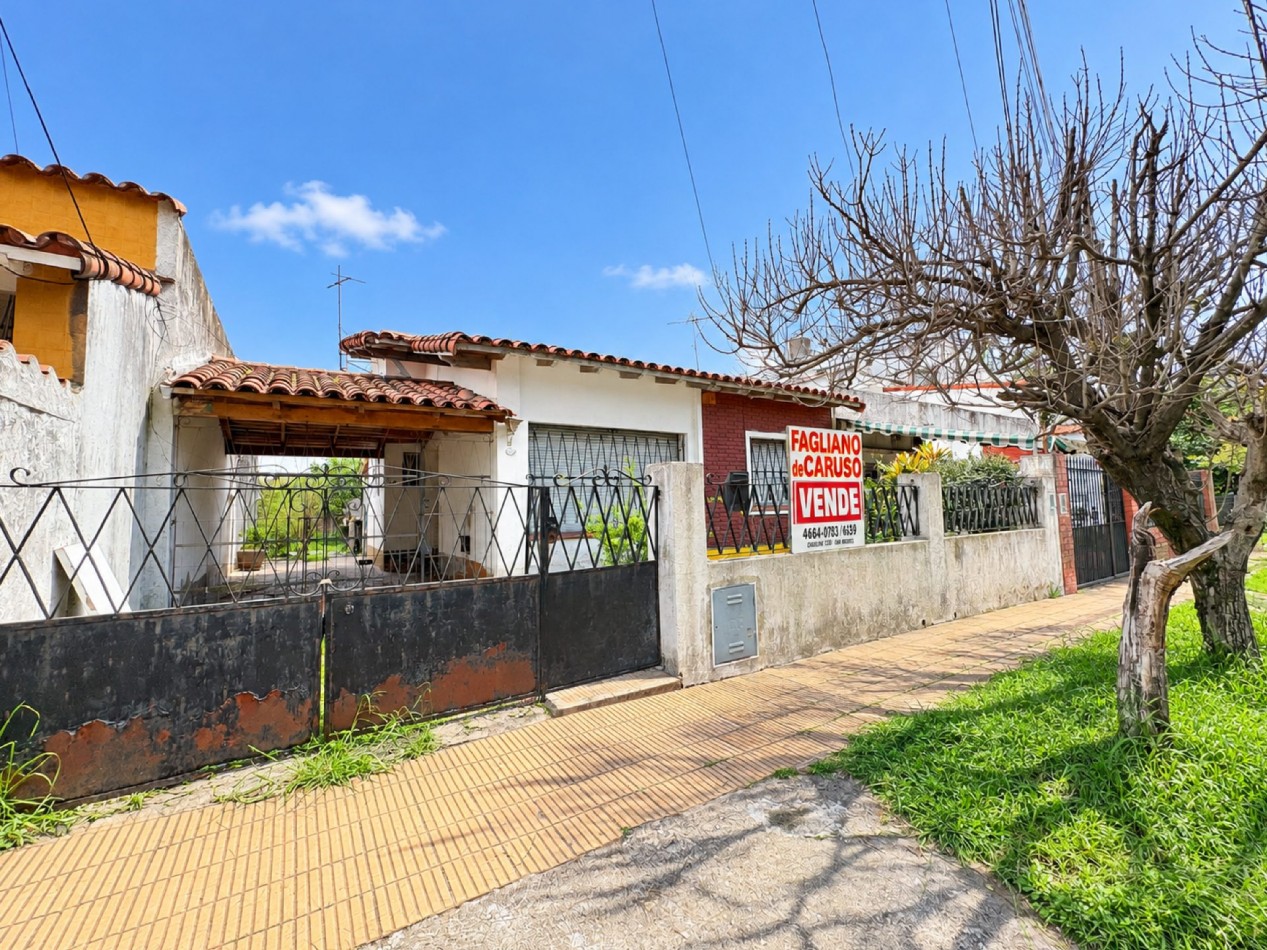 CASA EN VENTA - BELLA VISTA
