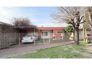 Casa 4 Ambientes con Garage 