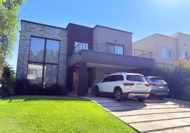 Hermosa Casa en Barrio Cerrado Bella Vista Chico